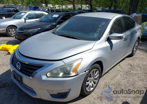 2014 Nissan Altima 2.5/2.5 S/2.5 Sl/2.5 Sv z USA, uszkodzony, nr VIN 1N4AL3AP6EN382639